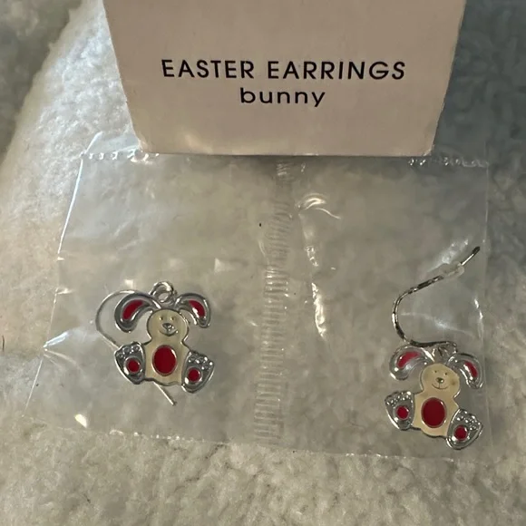 Avon 210-EASTER EARRINGS Bunny Studs - Picture 1 of 12